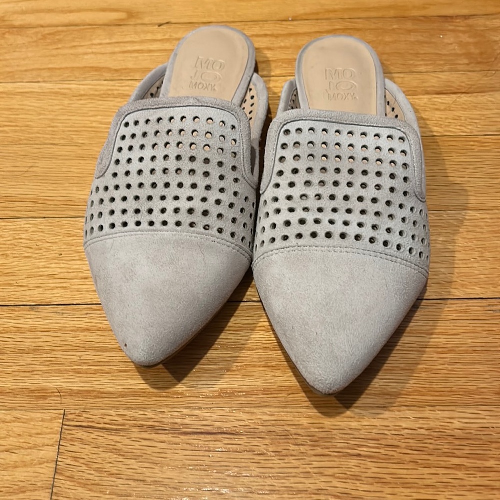 Mojo Moxy slip-on flats